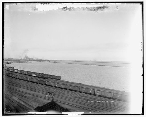 The Lake front from Ill. Central Sta., Chicago