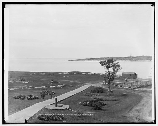 Boat landing at Oceanic, Isles of Shoals, N.H.