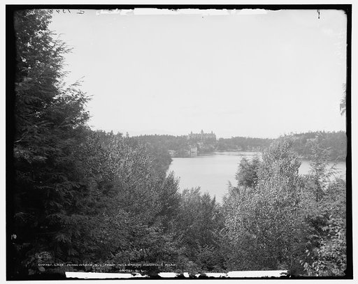 Lake Minnewaska, N.Y., from Millbrook Mountain Road