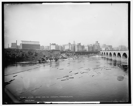 Stone bridge over the Mississippi, Minneapolis, Minn.