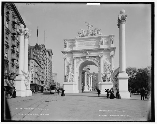 Dewey Arch, New York