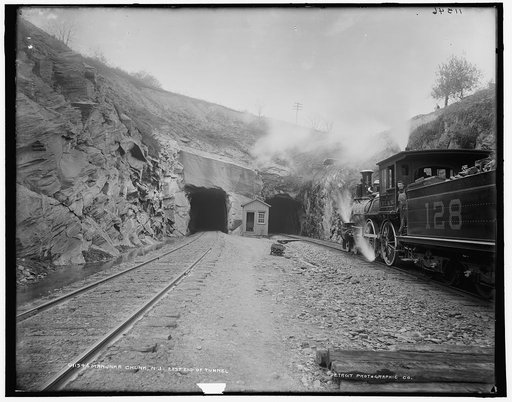 Manunka Chunk, N.J., east end of tunnel
