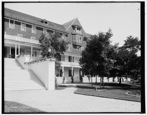 The Inn, Charlevoix-the-Beautiful