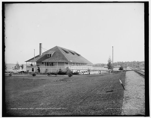 Swimming pool, Charlevoix-the-Beautiful