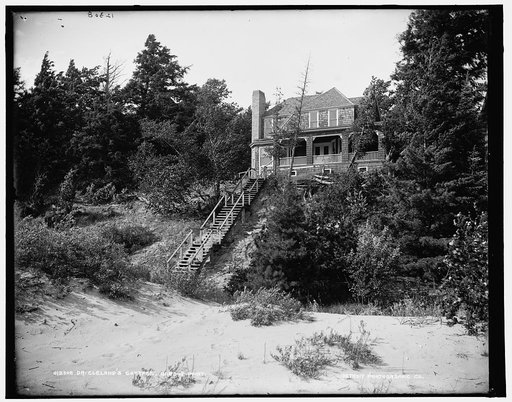 Dr. Cleland's cottage, Harbor Point