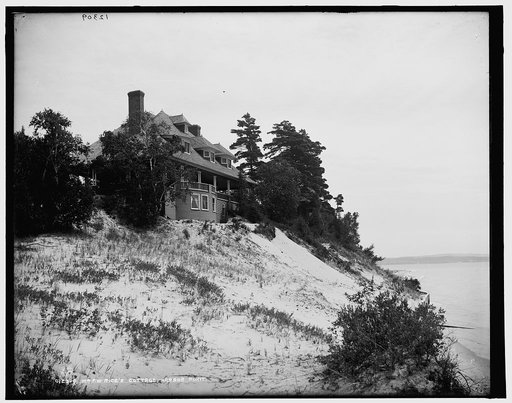 Mr. F.W. Rice's cottage, Harbor Point