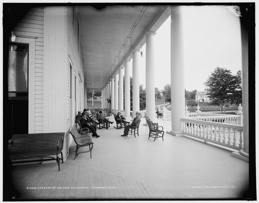 Veranda of the New Arlington [Hotel], Petoskey, Mich.