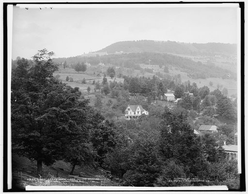 New Grand Hotel and Monka Hill Mountain, Catskill Mountains, N.Y.