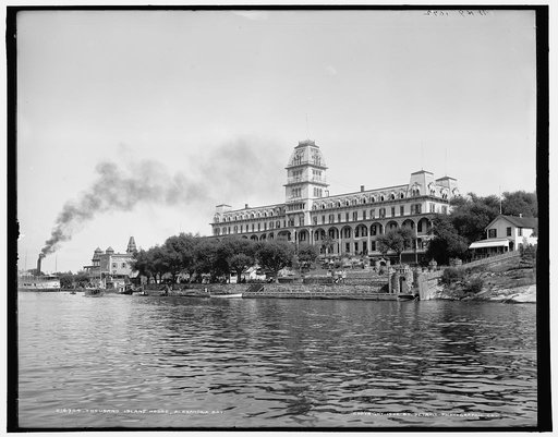 Thousand Island House, Alexandria Bay