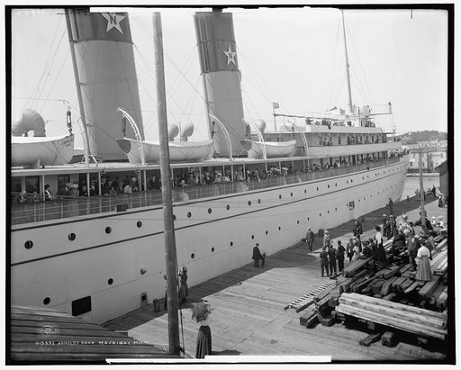 Arnold's Dock, Mackinac, Mich.