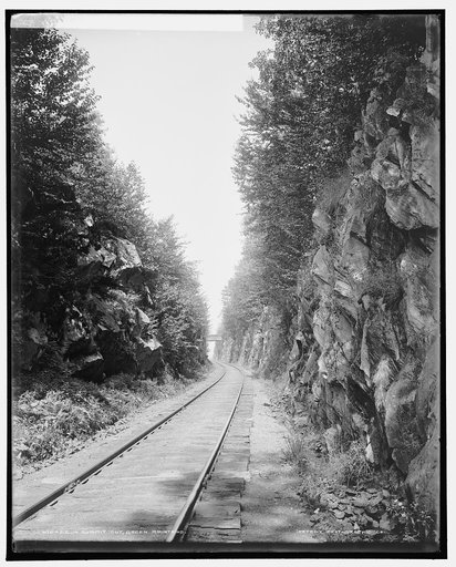 In summit cut, Green Mountains