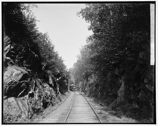 Summit cut, Green Mountains