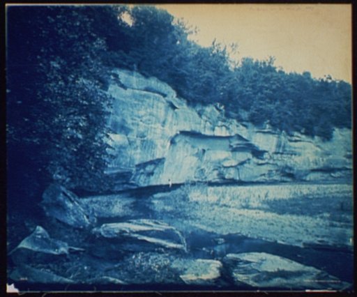 The ledges near Des Moines, Ia.