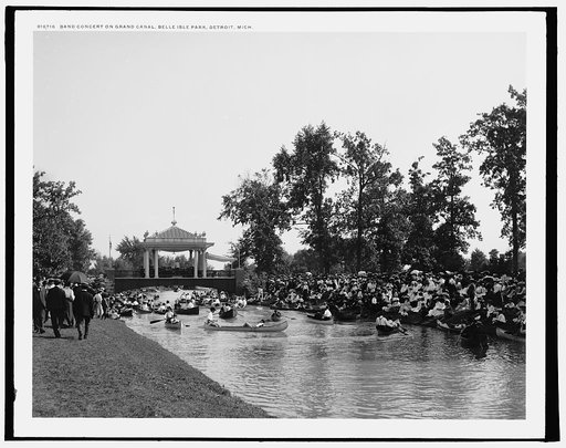Band concert on Grand Canal, Belle Isle Park, Detroit, Mich.