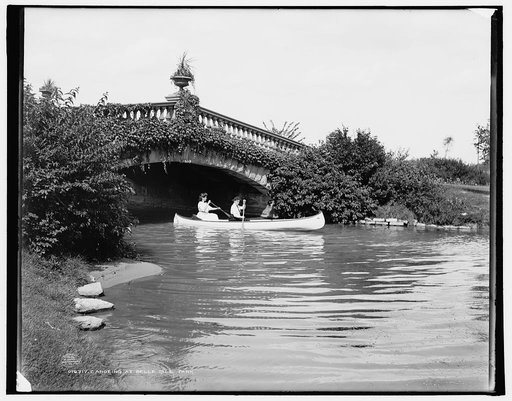 Canoeing at Belle Isle Park