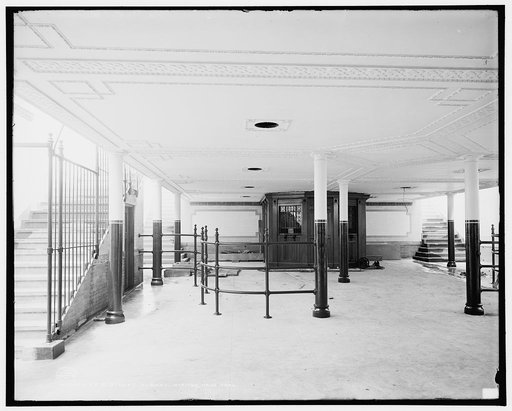 28th Street subway station, New York