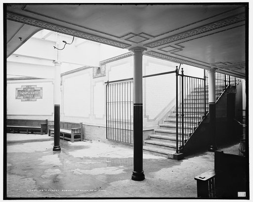 28th Street subway station, New York