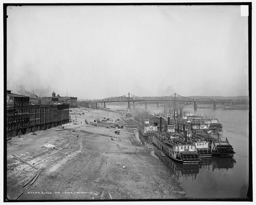 Along the levee, Cincinnati, O[hio