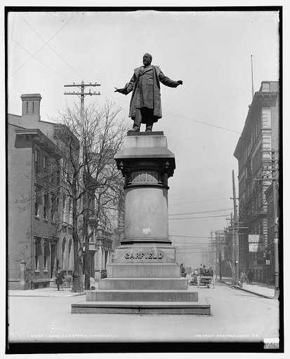 Garfield statue, Cincinnati, O[hio