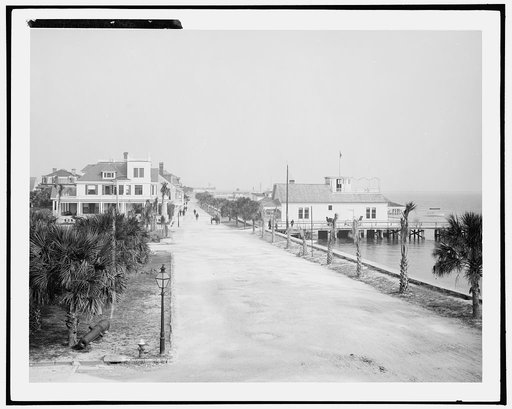 Bay Street and sea wall, St. Augustine, Fla.