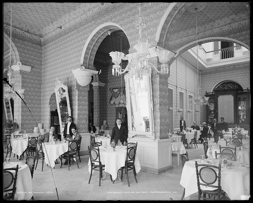 An Havana cafe