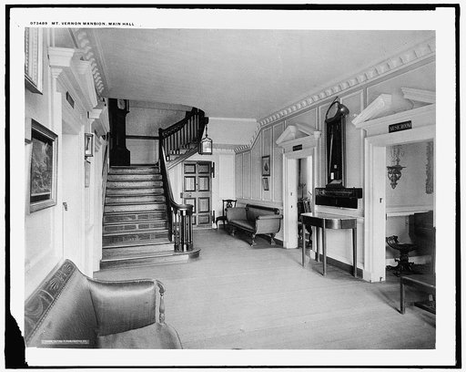 Mt. Vernon mansion, main hall