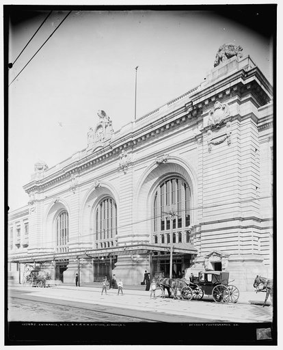 Entrance, N.Y.C. & H.R. R.R. station, Albany, N.Y.