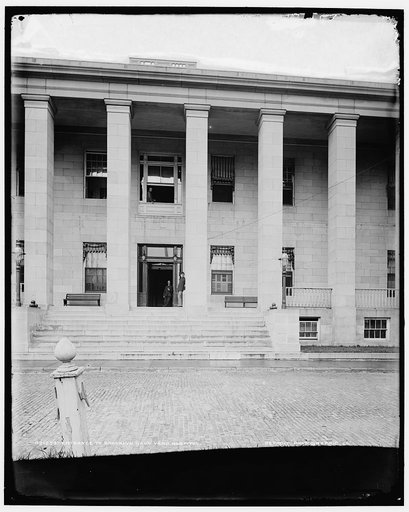 Entrance to Brooklyn Navy Yard Hospital