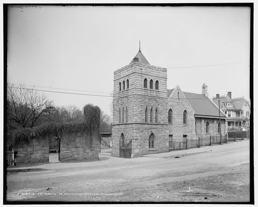 Entrance to Hollywood Cemetery, Richmond, Va.