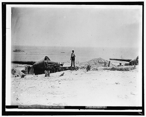 6-inch rapid fire guns in west battery, Santiago, 1898