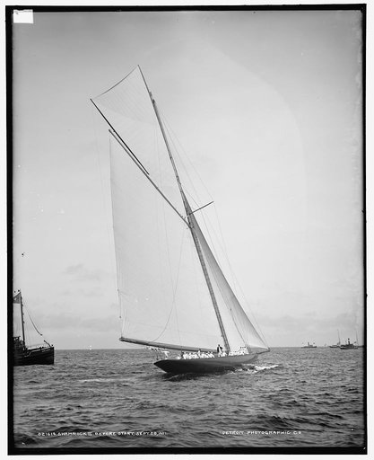 Shamrock II before start