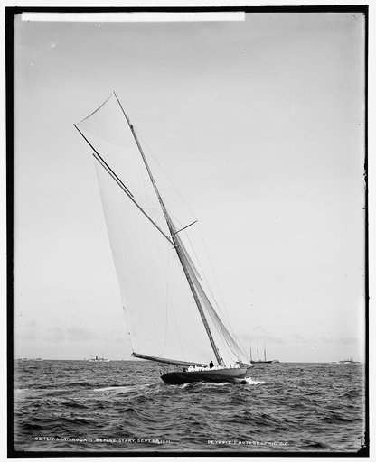 Shamrock II before start