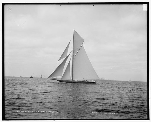 Shamrock II before start