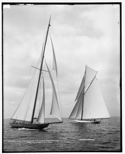 Shamrock II and Columbia maneuvering for the start, Oct. 1, '01