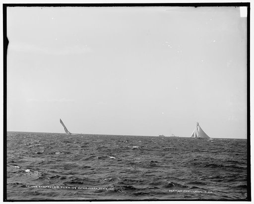 Shamrock II turning outer mark