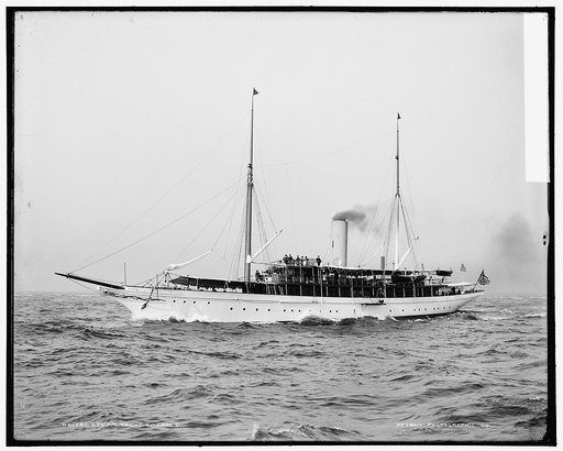 Steam yacht Emerald