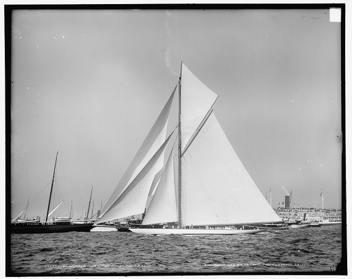 Shamrock III at the finish, Aug. 25, 1903