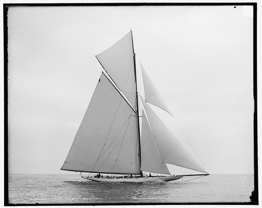 Reliance at the start, Aug. 27, 1903