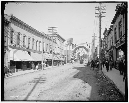 Lake St., Petoskey, Mich.