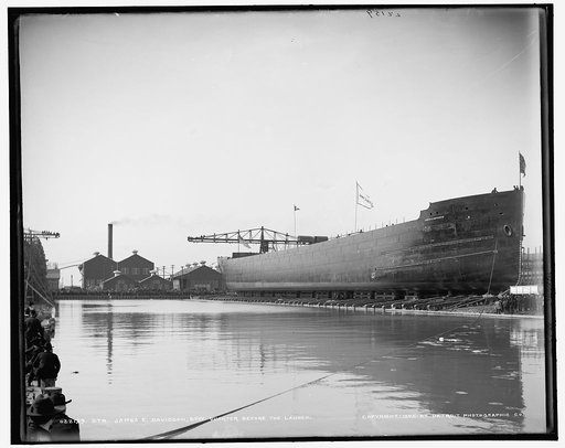 Str. James E. Davidson, bow quarter before the launch