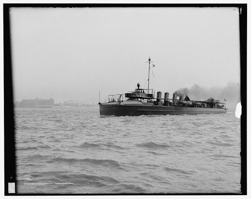 U.S. destroyer MacDonough