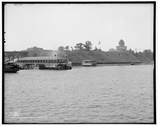 Claremont [Inn] and Grant's Tomb from the Hudson River, N.Y.