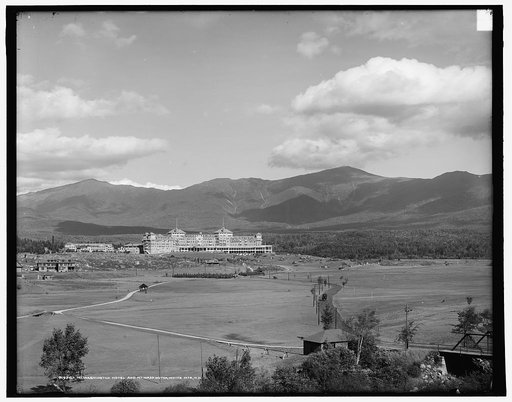 Mt. [Mount] Washington Hotel and Mt. Washington, White Mts., N.H.
