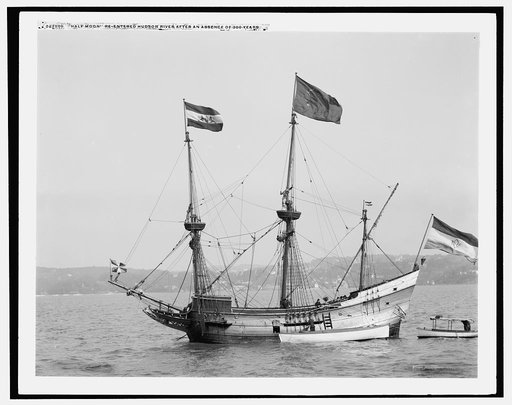 Half Moon re-entered Hudson River after an absence of 300 years