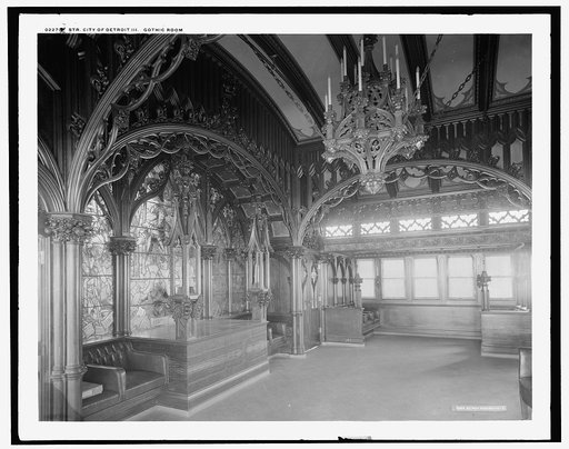 Str. City of Detroit III, Gothic room