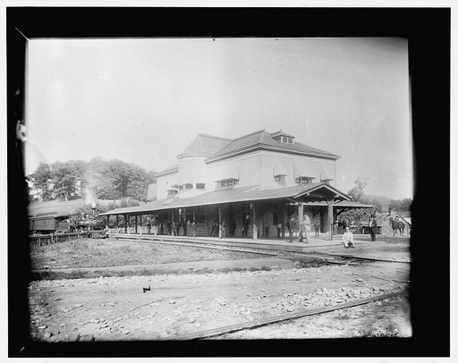 West Virginia, Western station