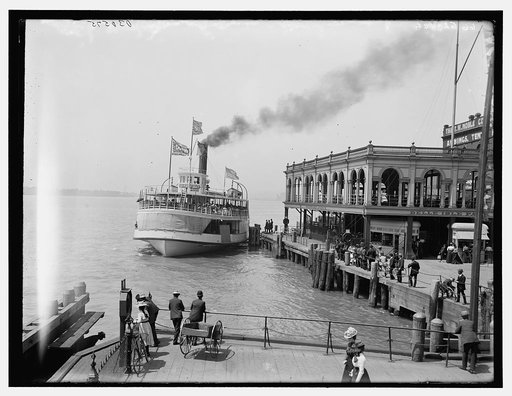 Detroit, Mich., Belle Isle ferry dock