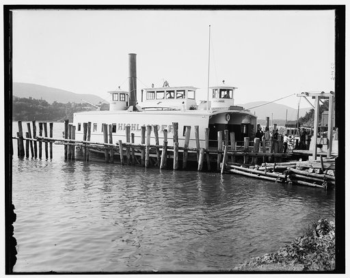 Ferry Highlander, New York