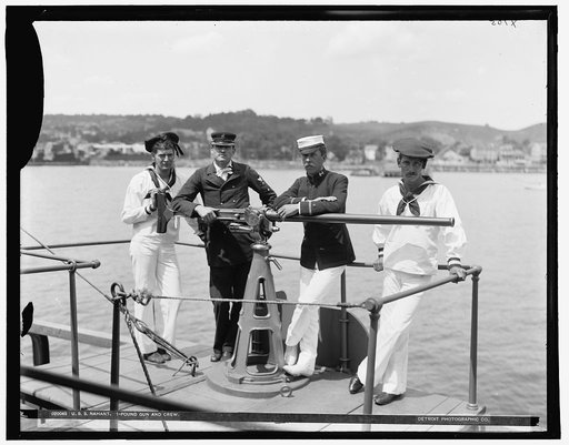 U.S.S. Nahant, 1-pound gun and crew