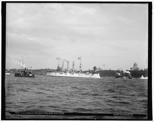 U.S.S. Brooklyn off Grant's Tomb, Dewey Naval Parade